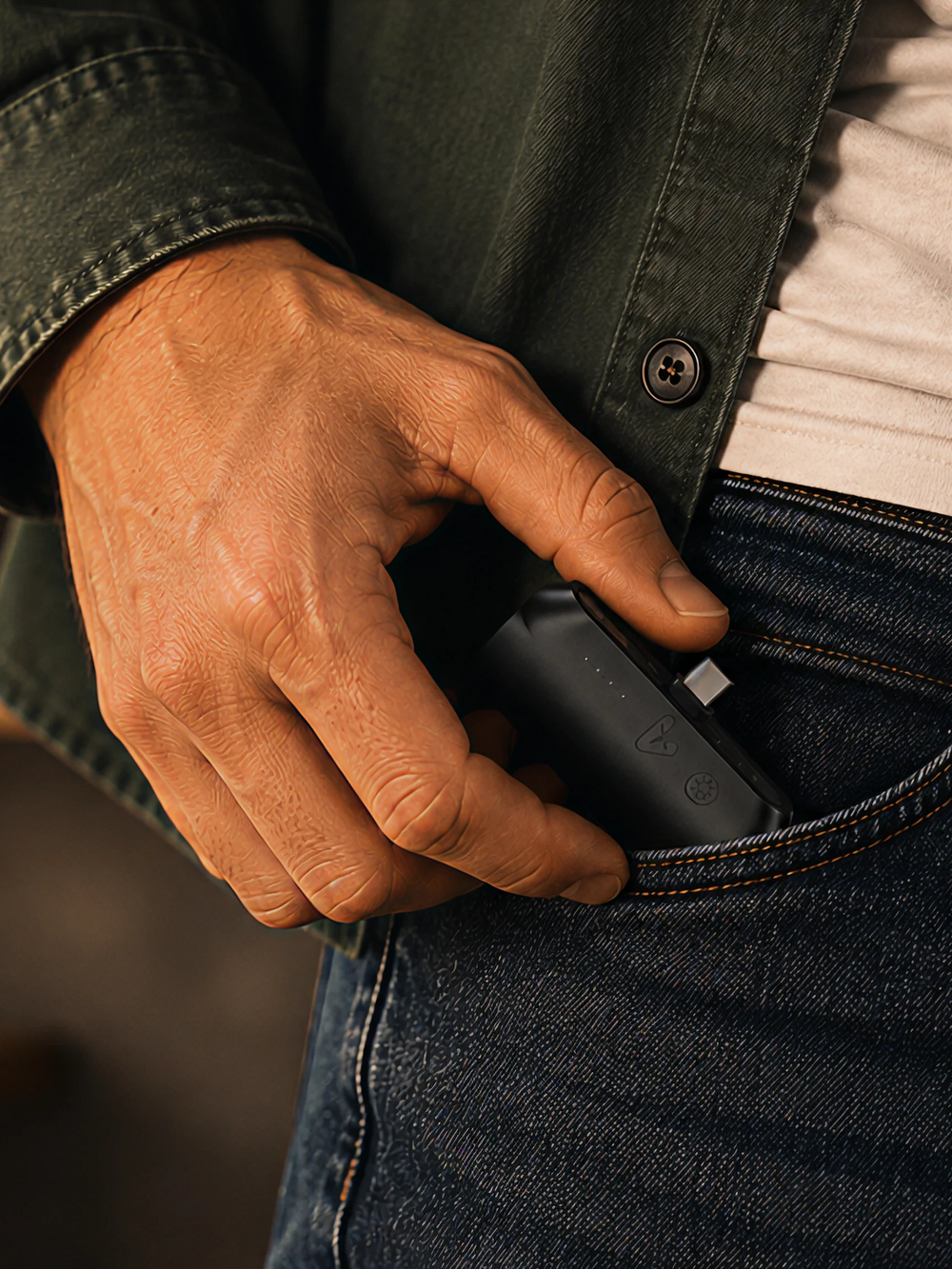 alain Pocket Charge 5000mAh Magnetic Power Bank with LED Light