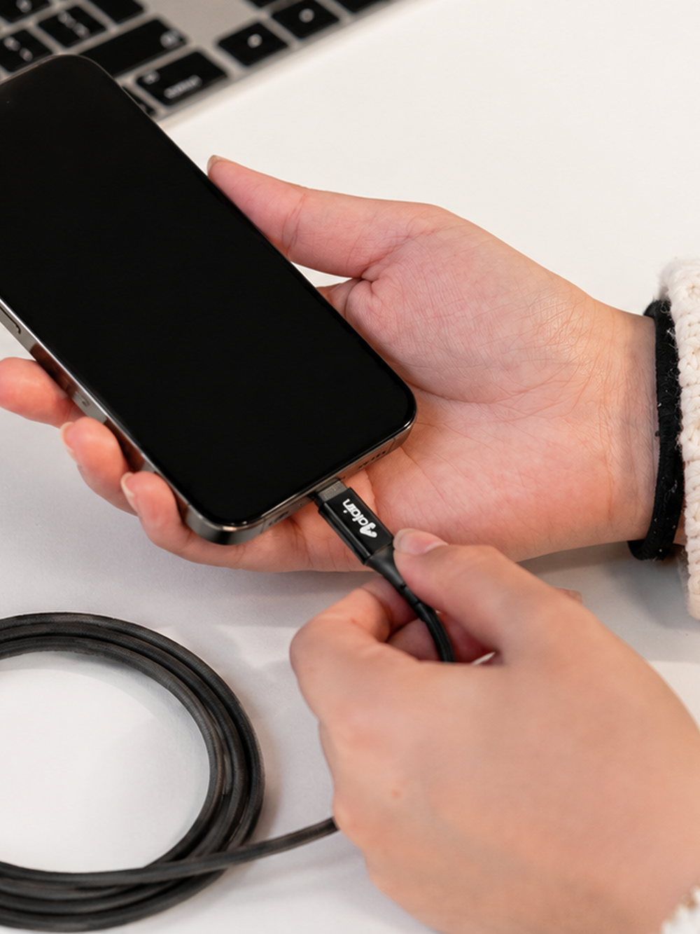 alain Nexo USB-C to Lightning Nylon Braided Fast Charging Cable 27W 1.2m - Black